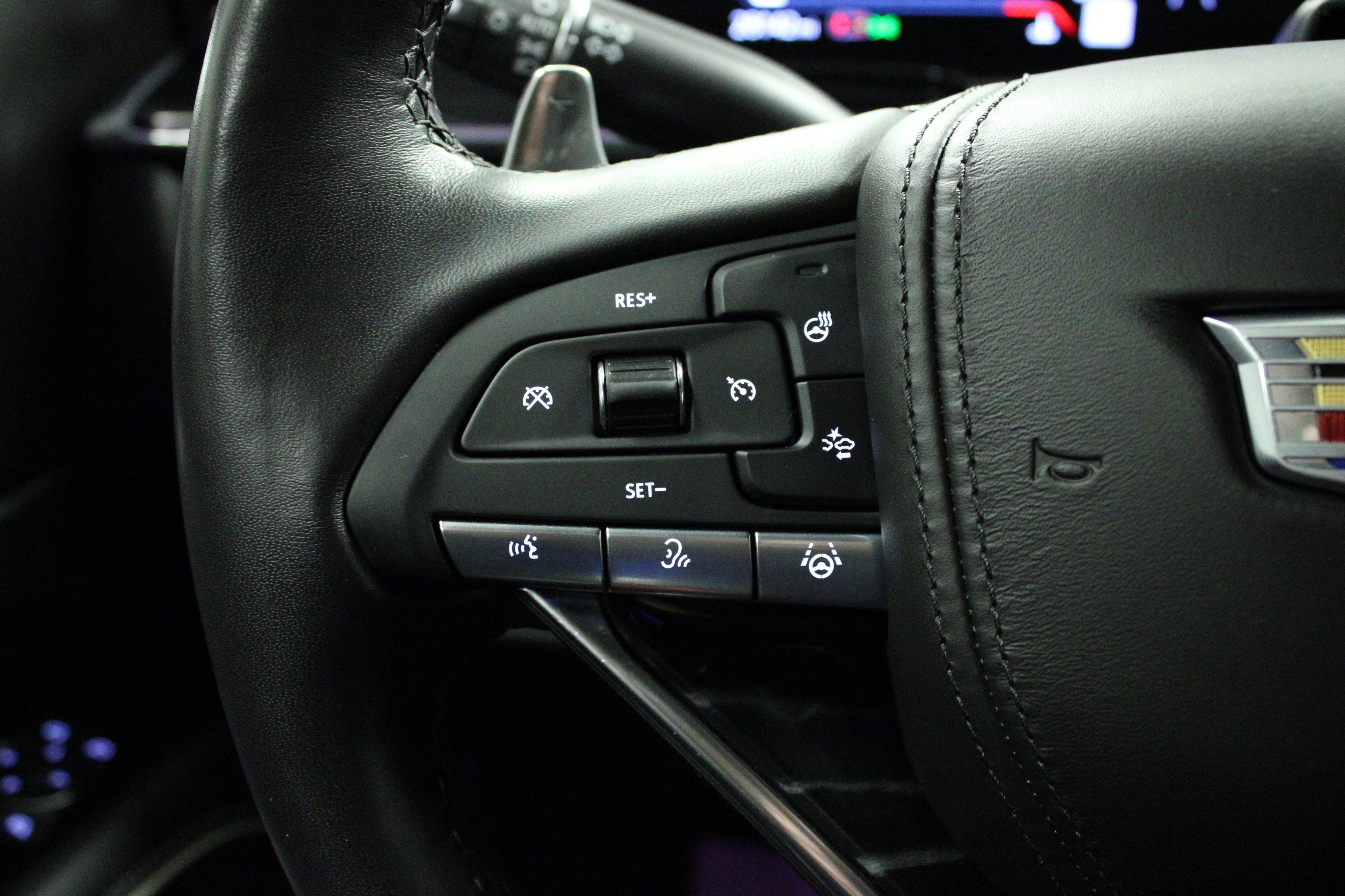 Used 2023 Cadillac Escalade ESV V w/ Heavy-Duty Trailer Package image 24