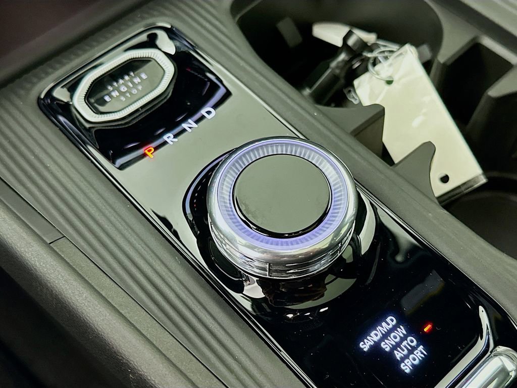 New 2026 Jeep Cherokee Overland image 22