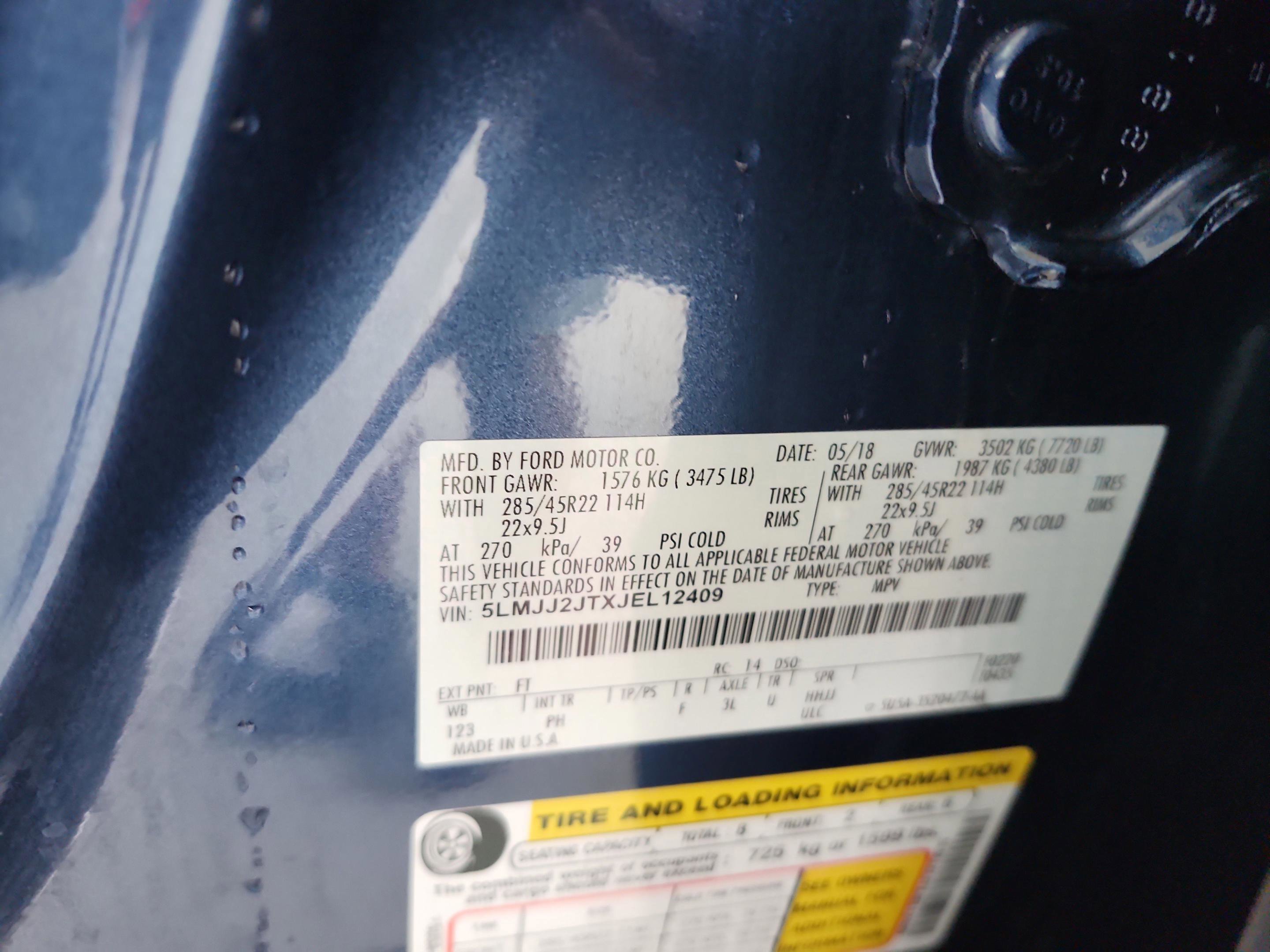 Used 2018 Lincoln Navigator Select w/ Technology Package image 27