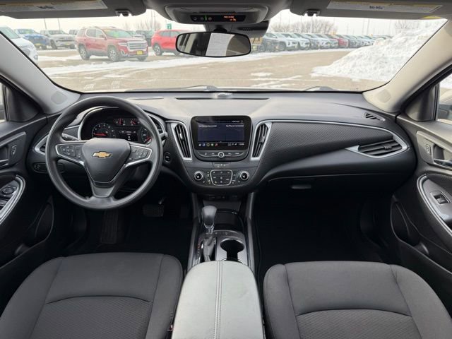Used 2025 Chevrolet Malibu LT image 21