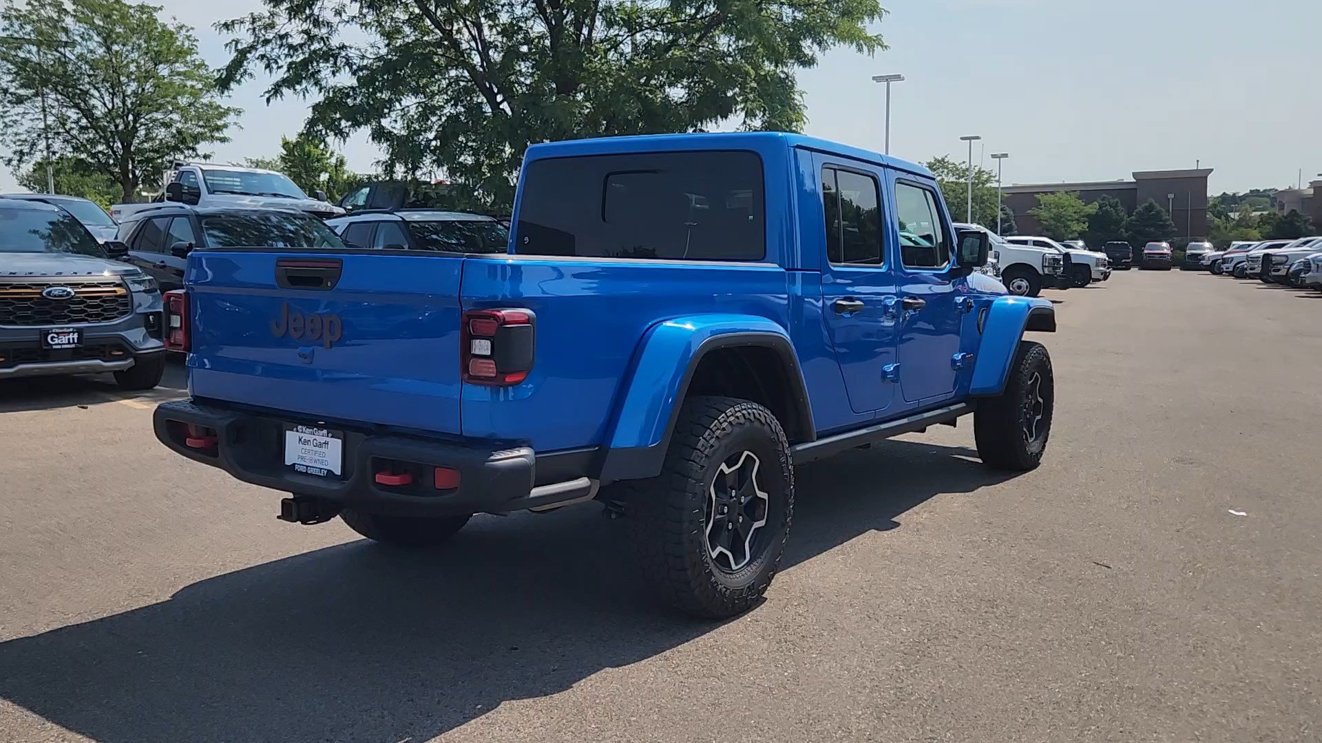 Used 2022 Jeep Gladiator Rubicon w/ LED Lighting Group AWD/4WD image 11