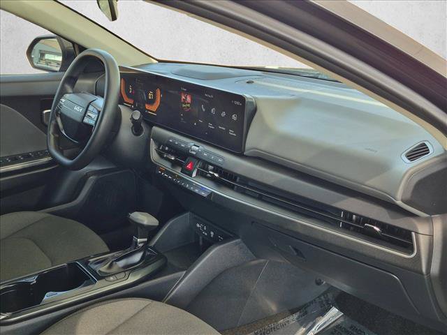 Used 2025 Kia K4 FWD image 21