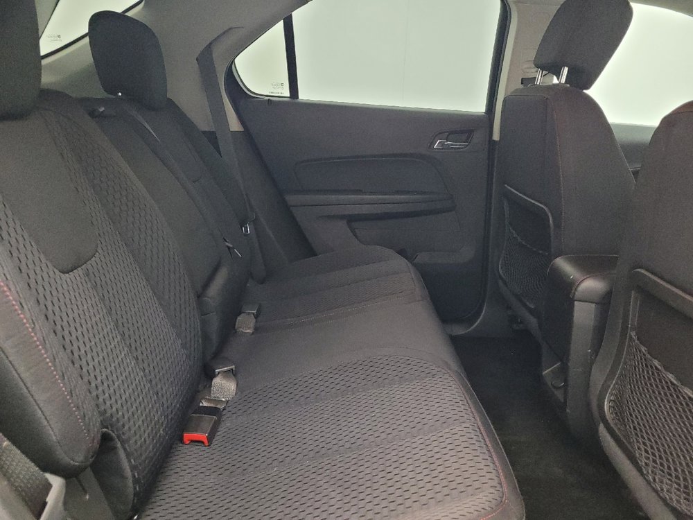 Used 2015 Chevrolet Equinox LS image 19