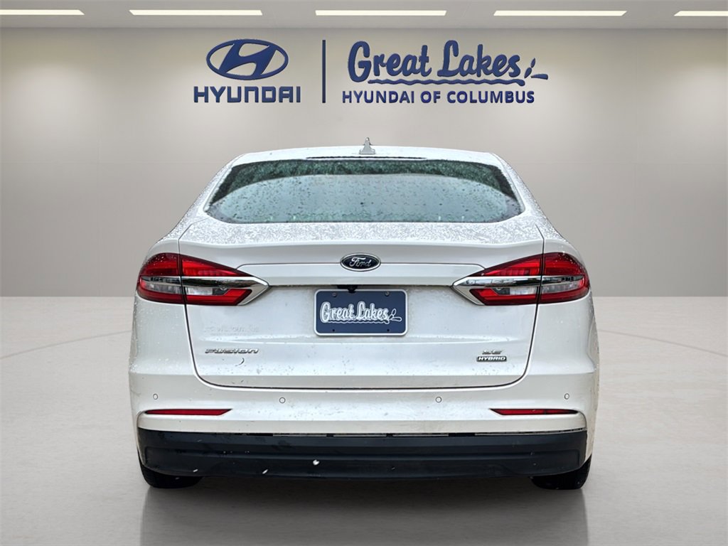 Used 2020 Ford Fusion SE image 4