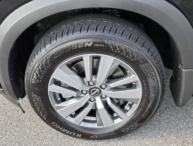 New 2026 Nissan Pathfinder SL FWD image 8