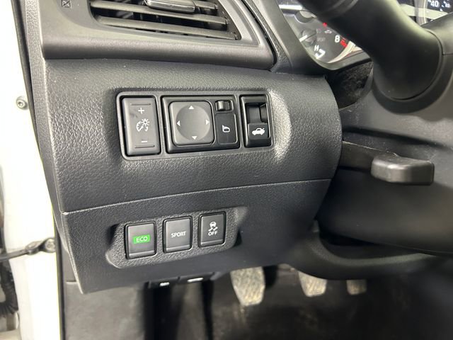 Used 2017 Nissan Sentra NISMO w/ NISMO Premium Package FWD image 20