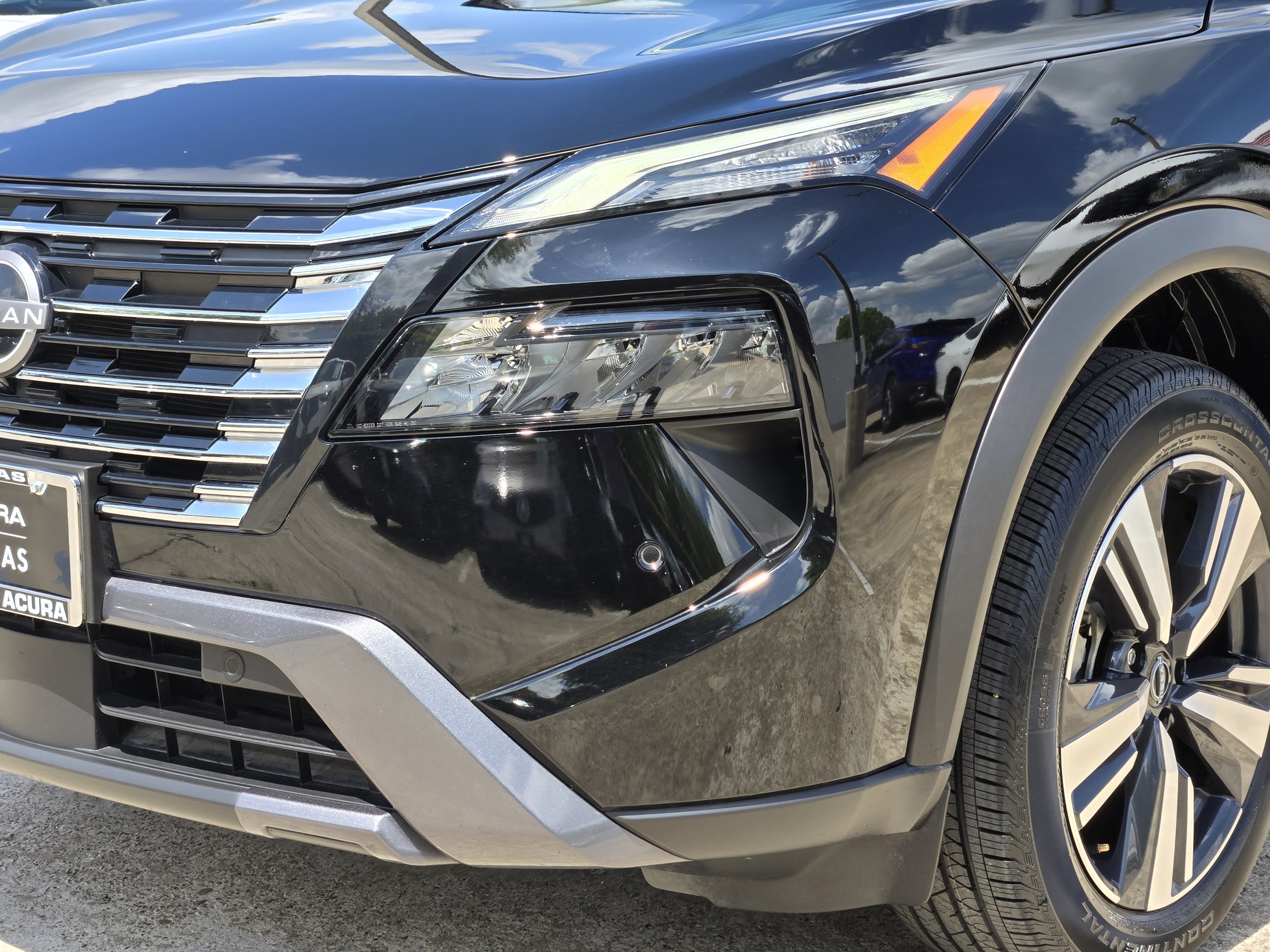 Used 2024 Nissan Rogue SL image 9