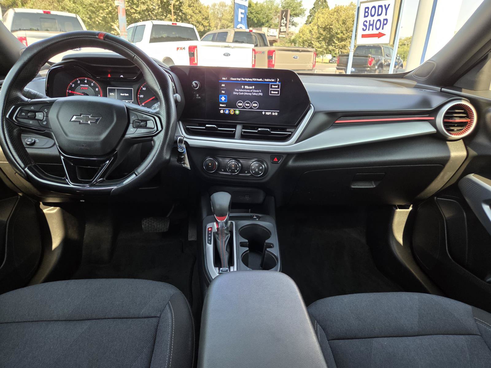 Used 2024 Chevrolet Trax RS w/ Driver Confidence Package FWD image 15