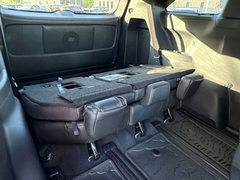 Used 2026 Toyota Sienna XLE Woodland Edition AWD/4WD image 14
