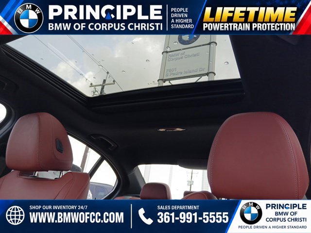 New 2026 BMW 330i Sedan w/ Convenience Package RWD image 25