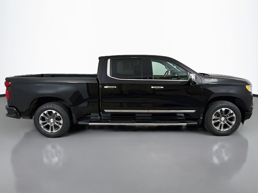 Used 2024 Chevrolet Silverado 1500 High Country w/ Technology Package AWD/4WD image 18
