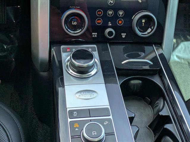 Used 2020 Land Rover Range Rover HSE image 12