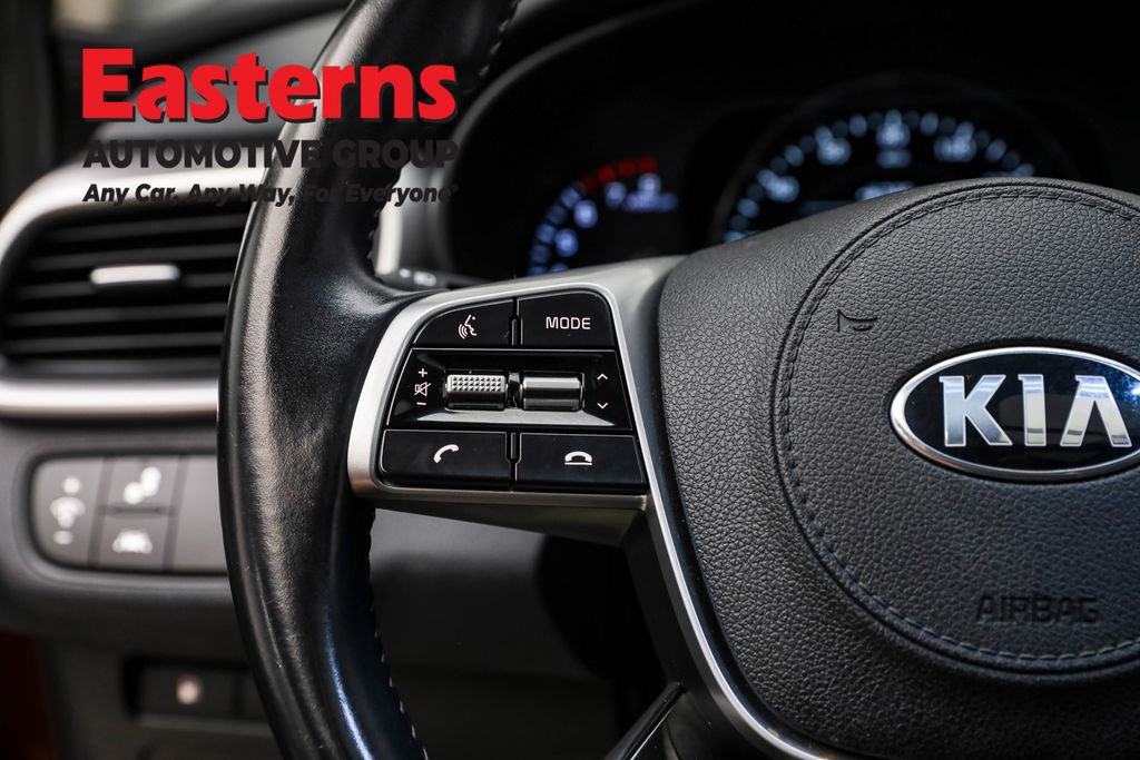 Used 2020 Kia Sorento EX image 15