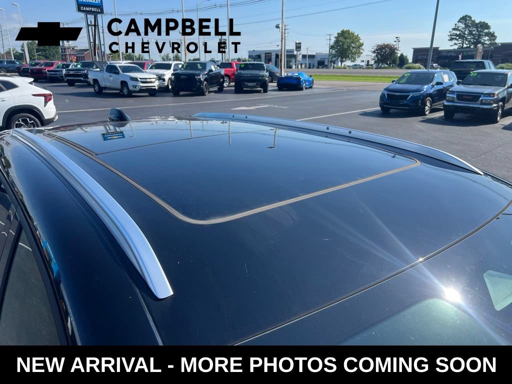 Used 2024 Chevrolet Blazer EV LT AWD/4WD image 9