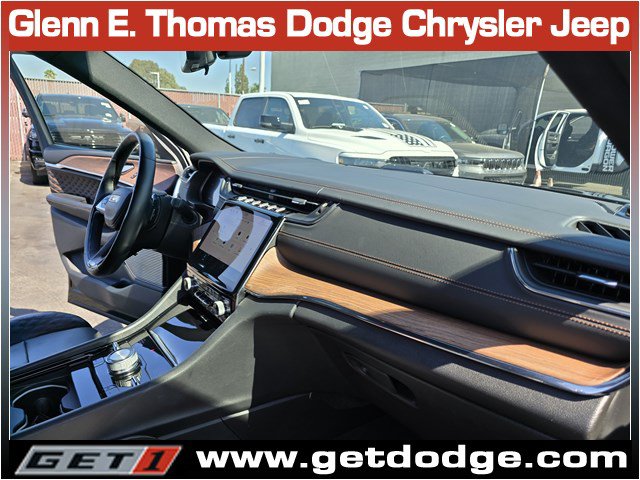 Certified 2023 Jeep Grand Cherokee Summit w/ Advanced Protech Group IV AWD/4WD image 32