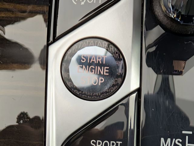 Used 2020 BMW X5 xDrive40i w/ Executive Package image 26