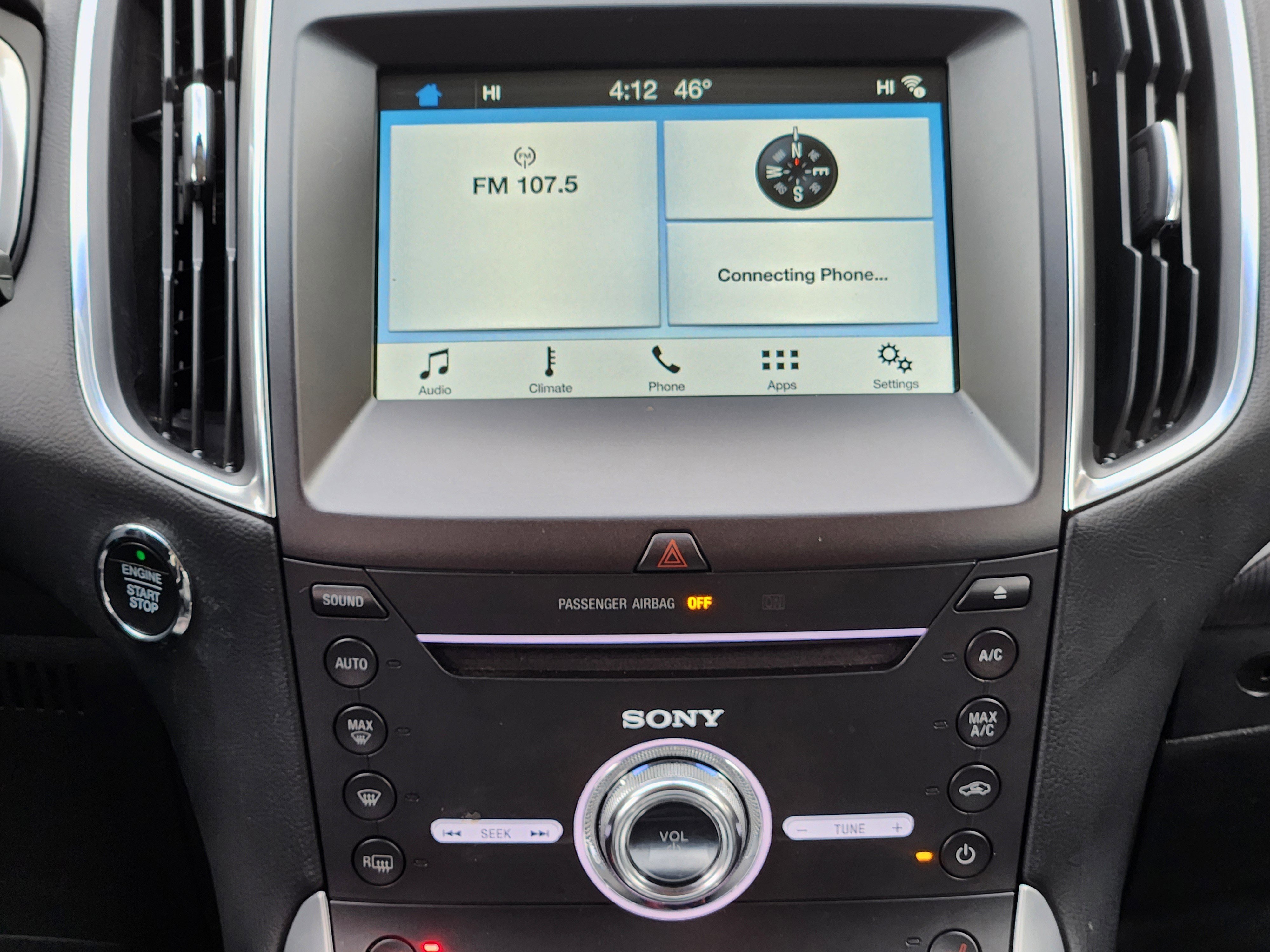 Used 2018 Ford Edge Titanium image 29