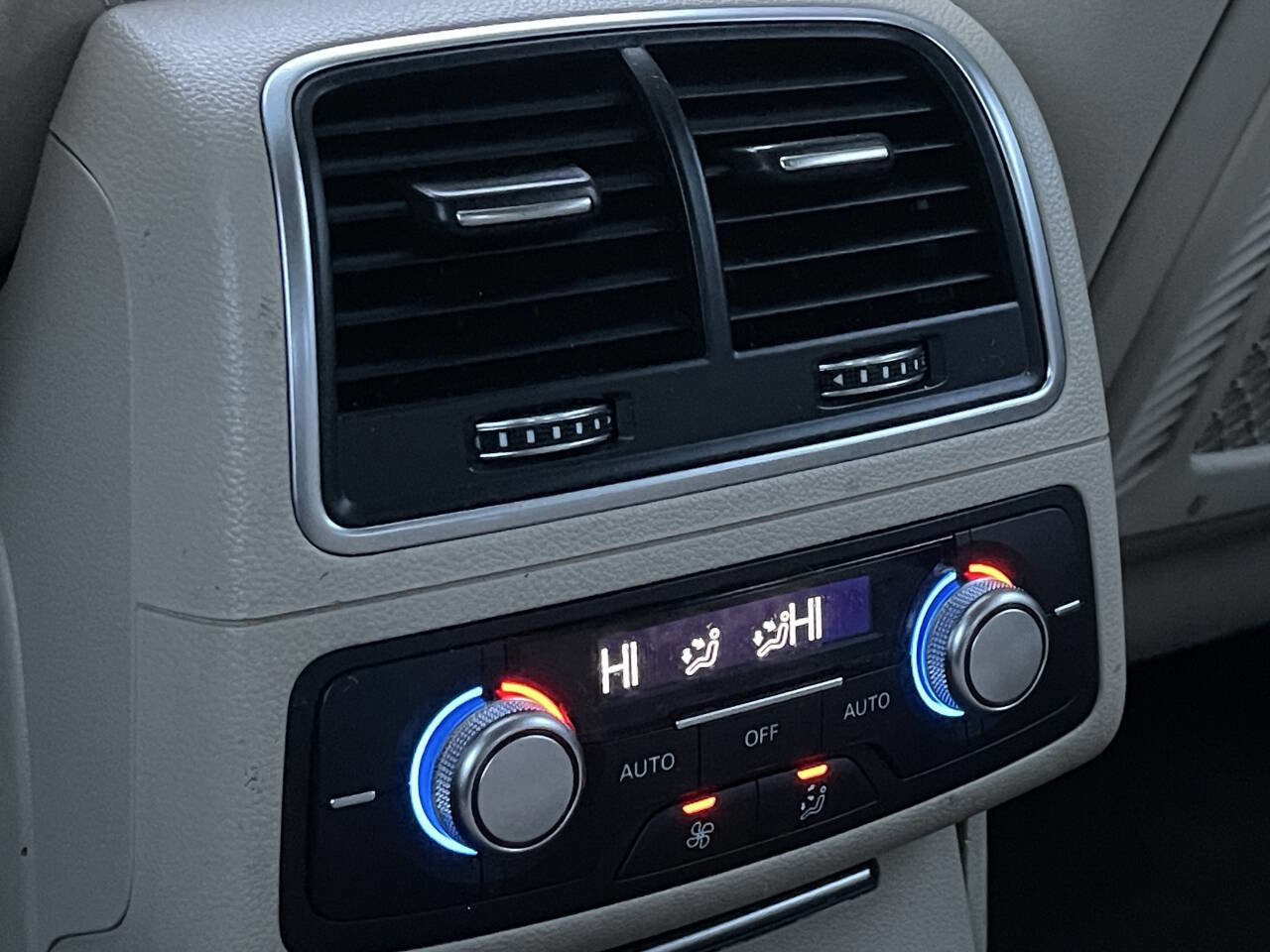 Used 2016 Audi A7 TDI Prestige w/ Prestige Package image 25