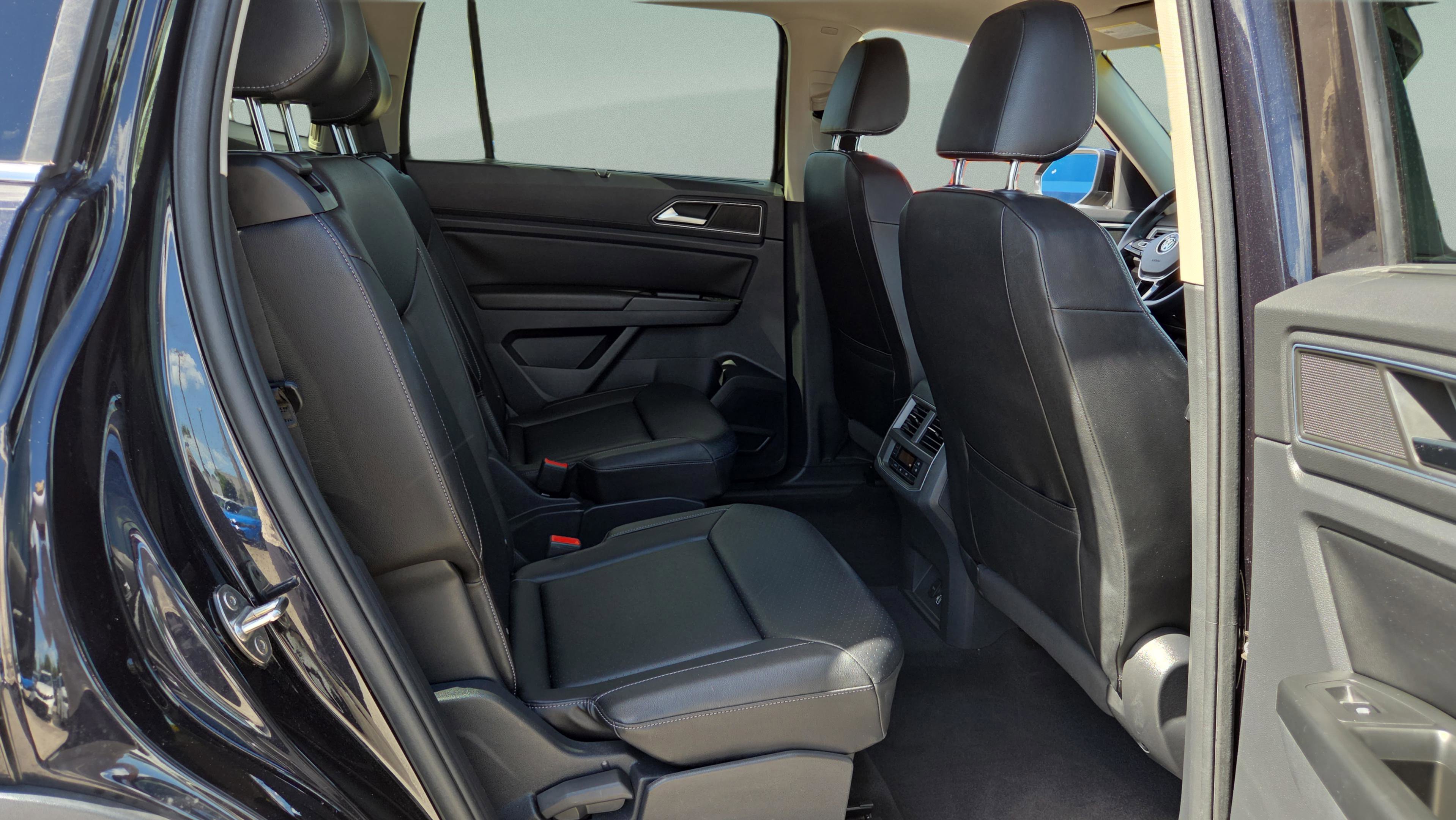 Used 2019 Volkswagen Atlas SE w/ Towing Package FWD image 17