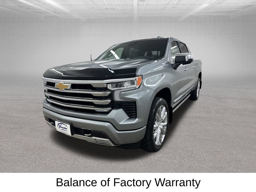 Used 2025 Chevrolet Silverado 1500 High Country w/ High Country Premium Package AWD/4WD image 7