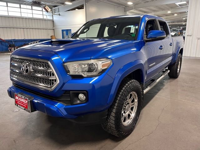 Used 2016 Toyota Tacoma TRD Sport w/ Towing Package image 7