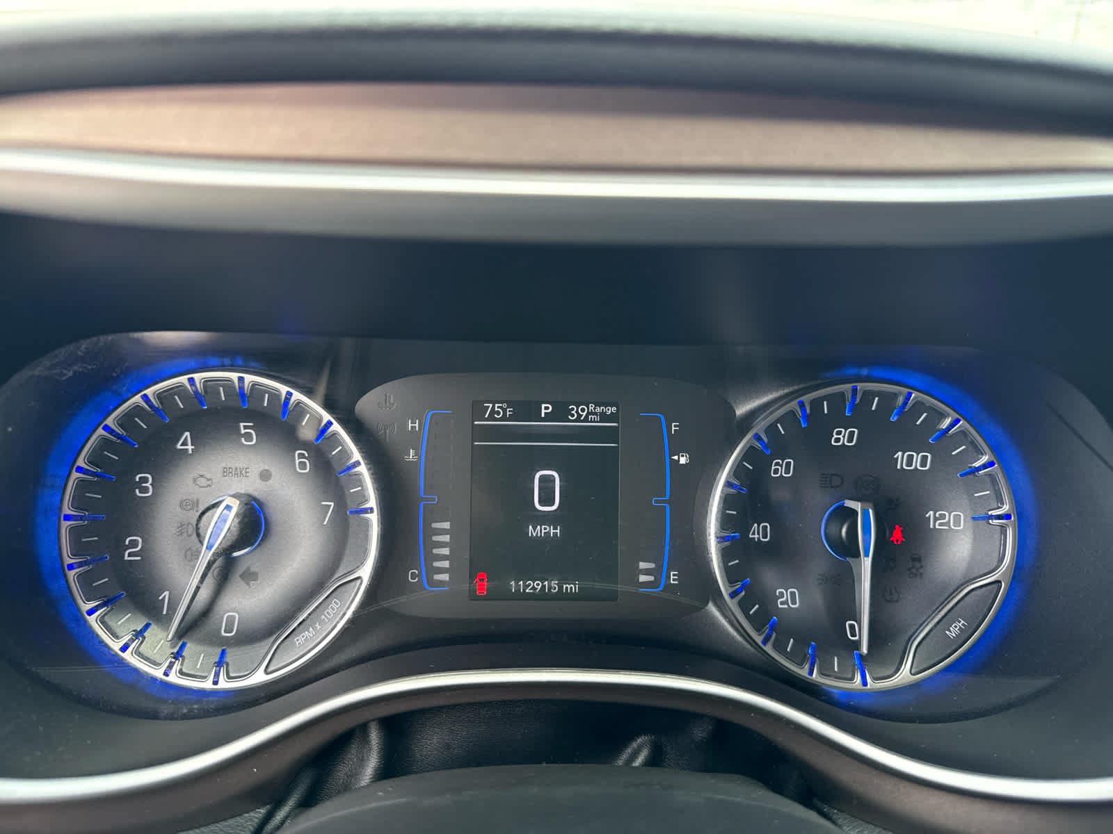 Used 2021 Chrysler Voyager Lxi FWD image 14