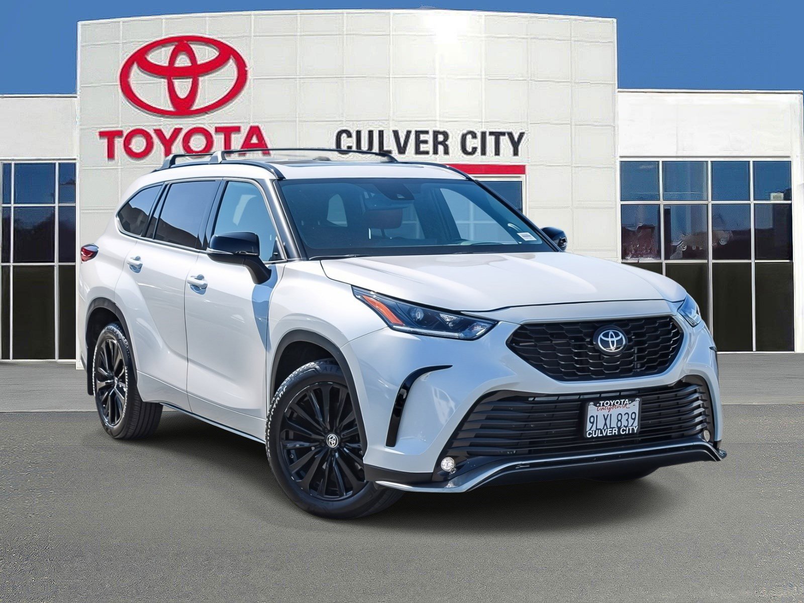 Certified 2024 Toyota Highlander XSE