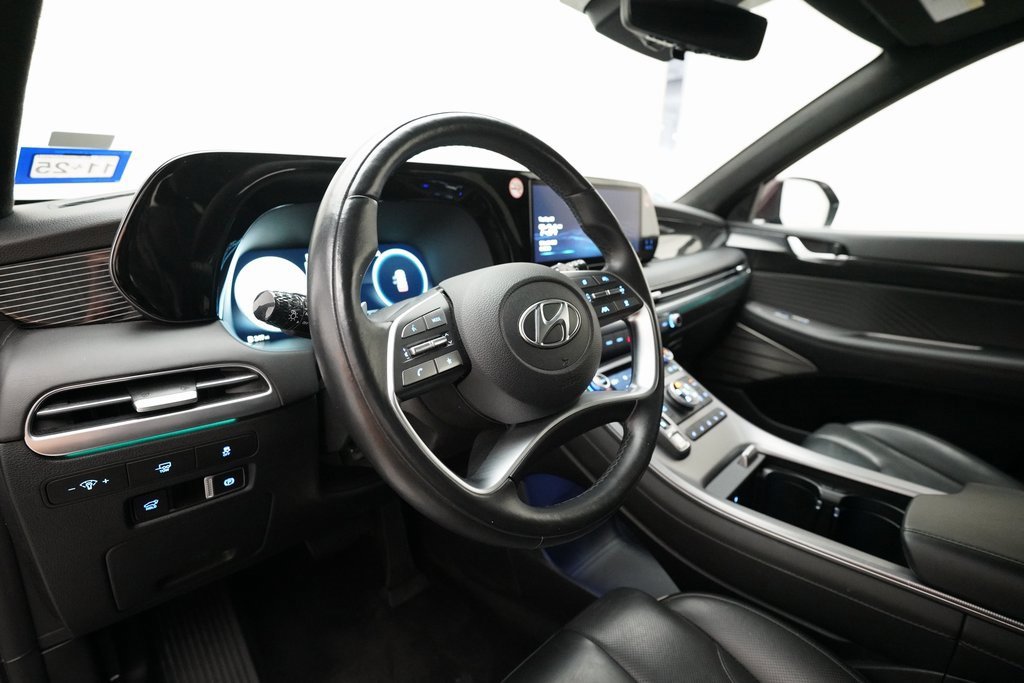 Used 2024 Hyundai Palisade Calligraphy image 8