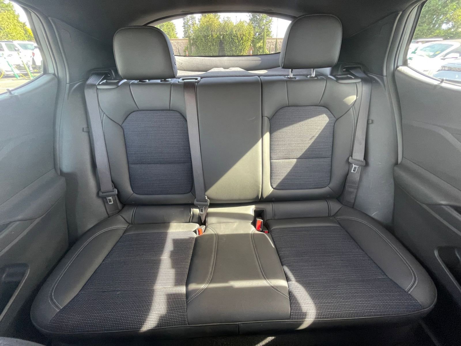 Used 2025 Buick Envista Preferred image 33