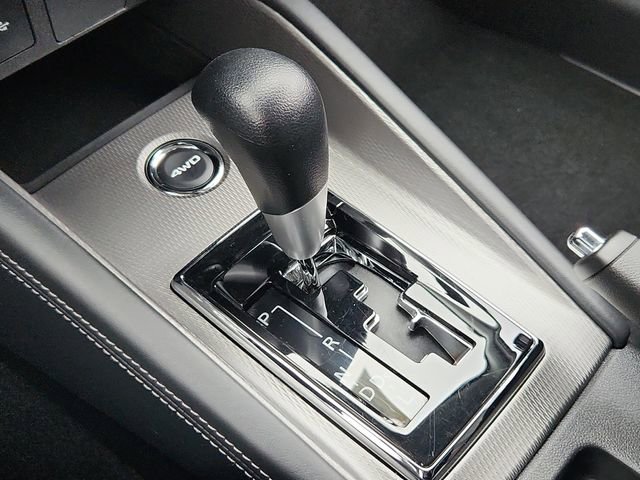 Used 2025 Mitsubishi Outlander Sport AWD image 29