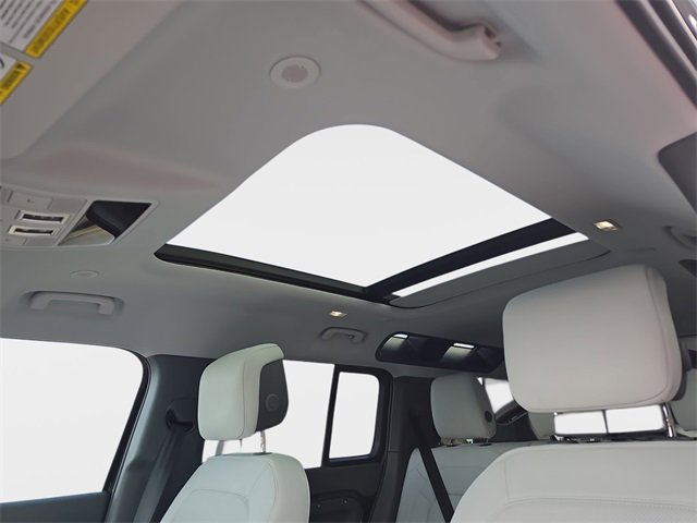 New 2026 Land Rover Defender 110 S image 17