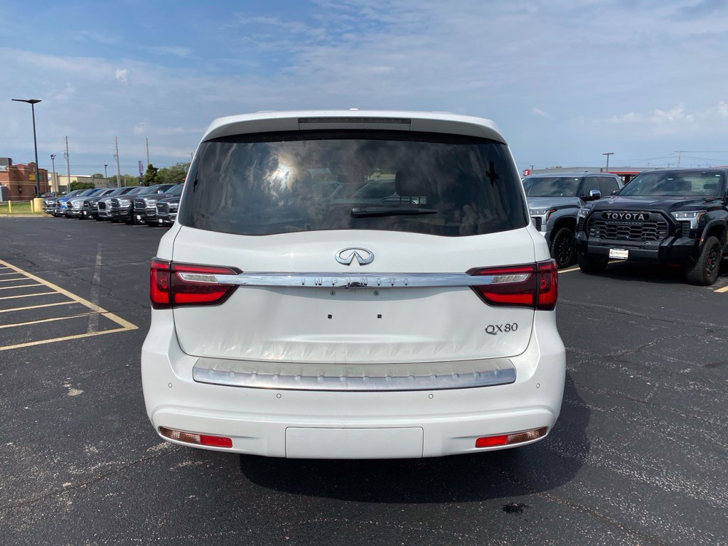 Used 2019 INFINITI QX80 Luxe w/ Proassist Package AWD/4WD image 9