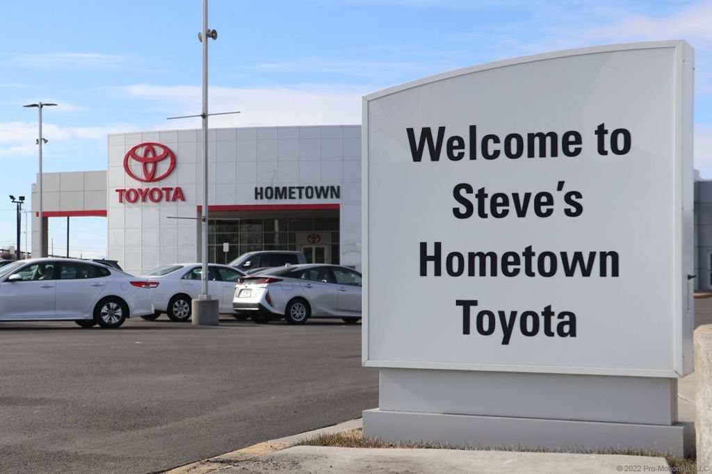 Used 2025 Toyota RAV4 XLE AWD/4WD image 27