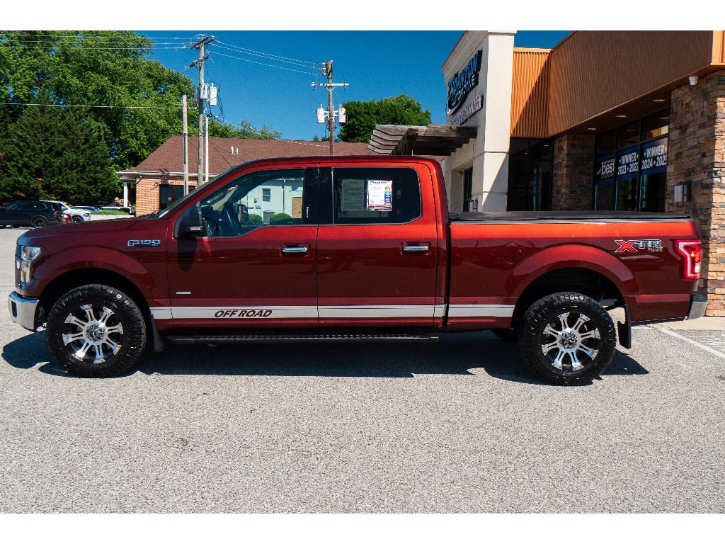 Used 2015 Ford F150 XLT w/ Equipment Group 302A Luxury AWD/4WD image 6
