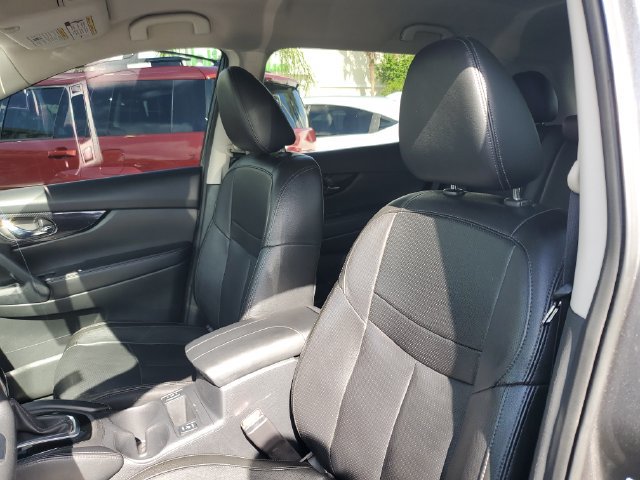 Used 2019 Nissan Rogue SL FWD image 21