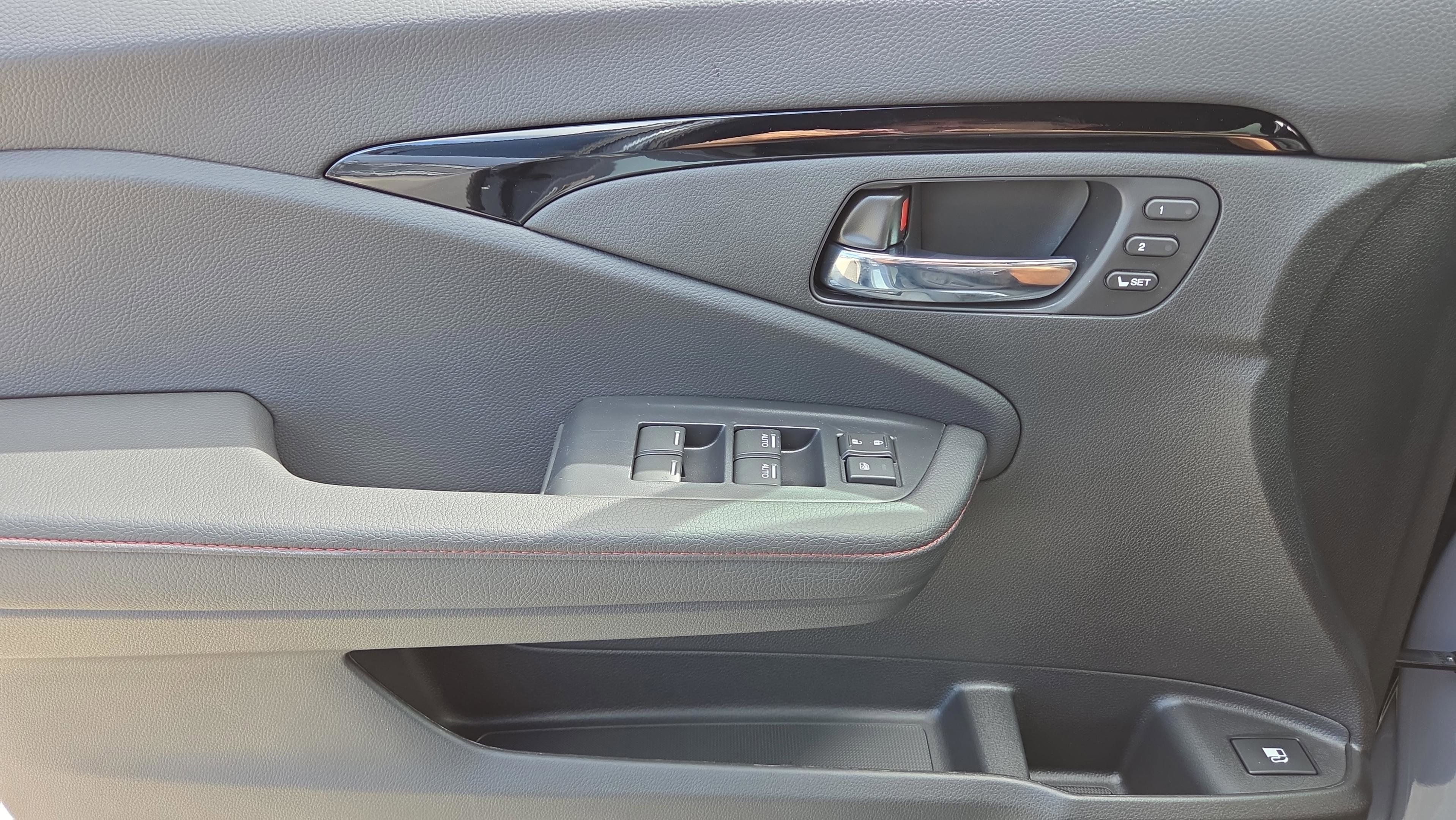 New 2026 Honda Ridgeline Black Edition image 39