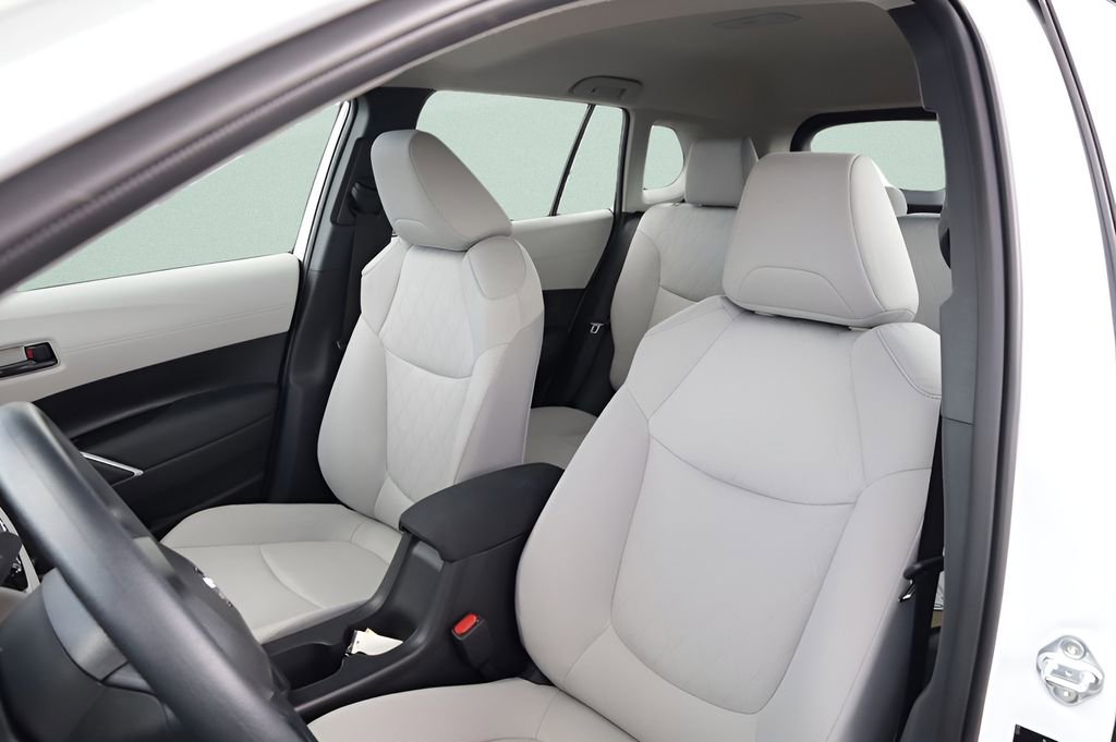 New 2026 Toyota Corolla Cross L image 8