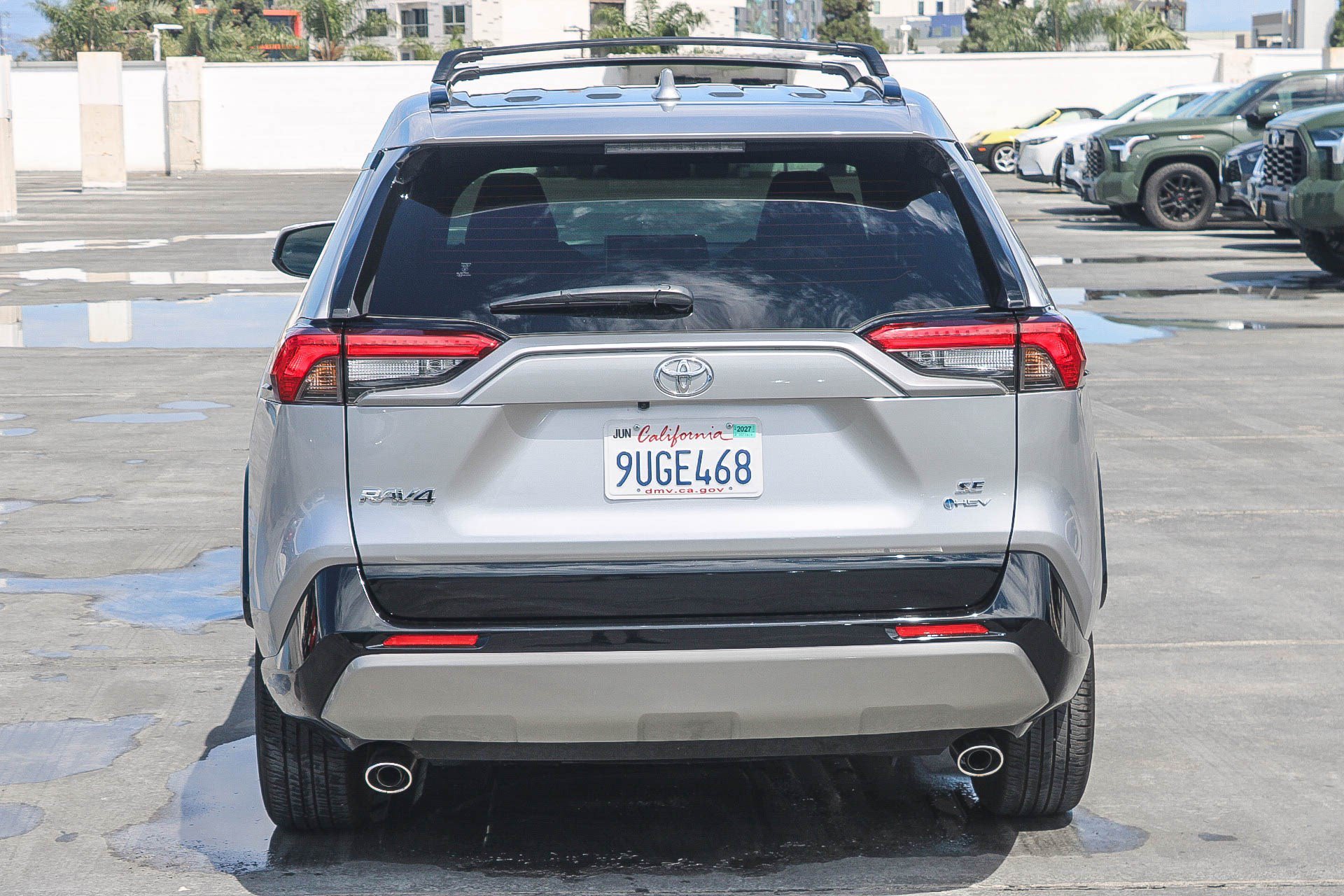Used 2025 Toyota RAV4 SE w/ Convenience Package AWD/4WD image 8