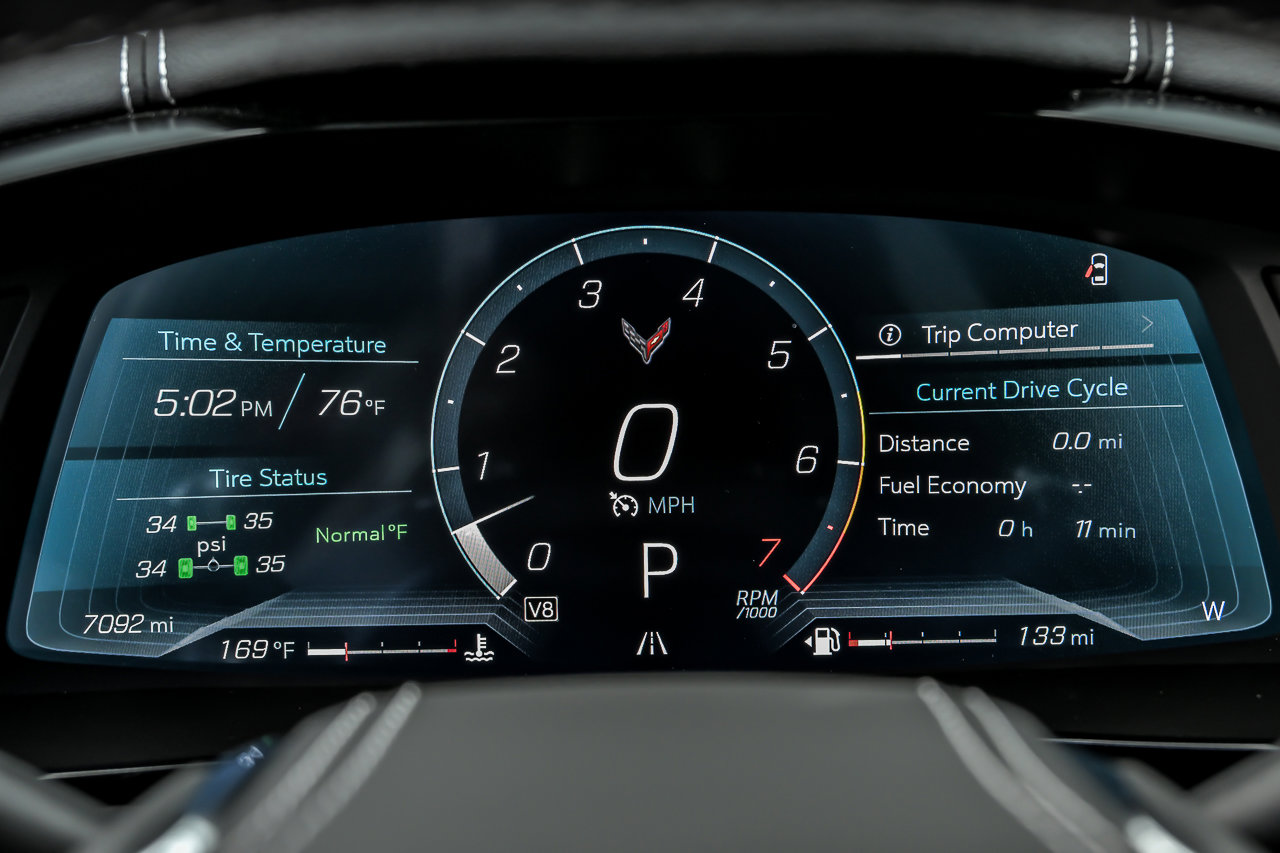 Used 2025 Chevrolet Corvette Stingray Preferred Cpe w/ Stealth Interior Trim Package RWD image 33