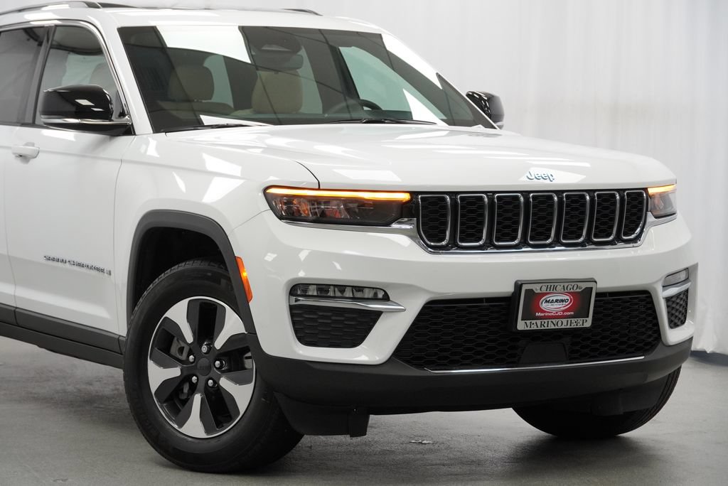 Used 2024 Jeep Grand Cherokee Limited 4xe AWD/4WD image 3