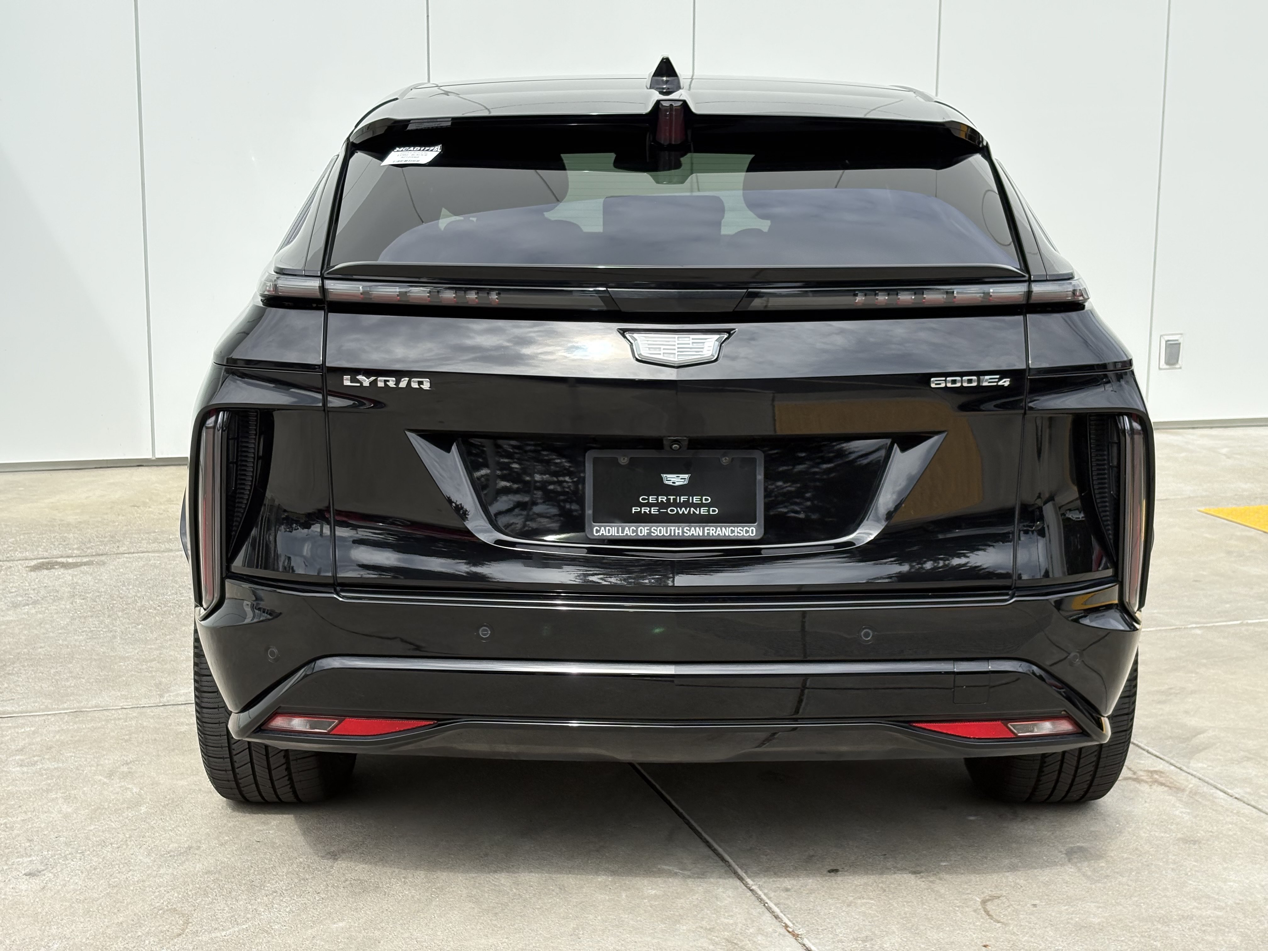 Used 2024 Cadillac Lyriq Sport w/ LPO, Floor Liner Package AWD/4WD image 8