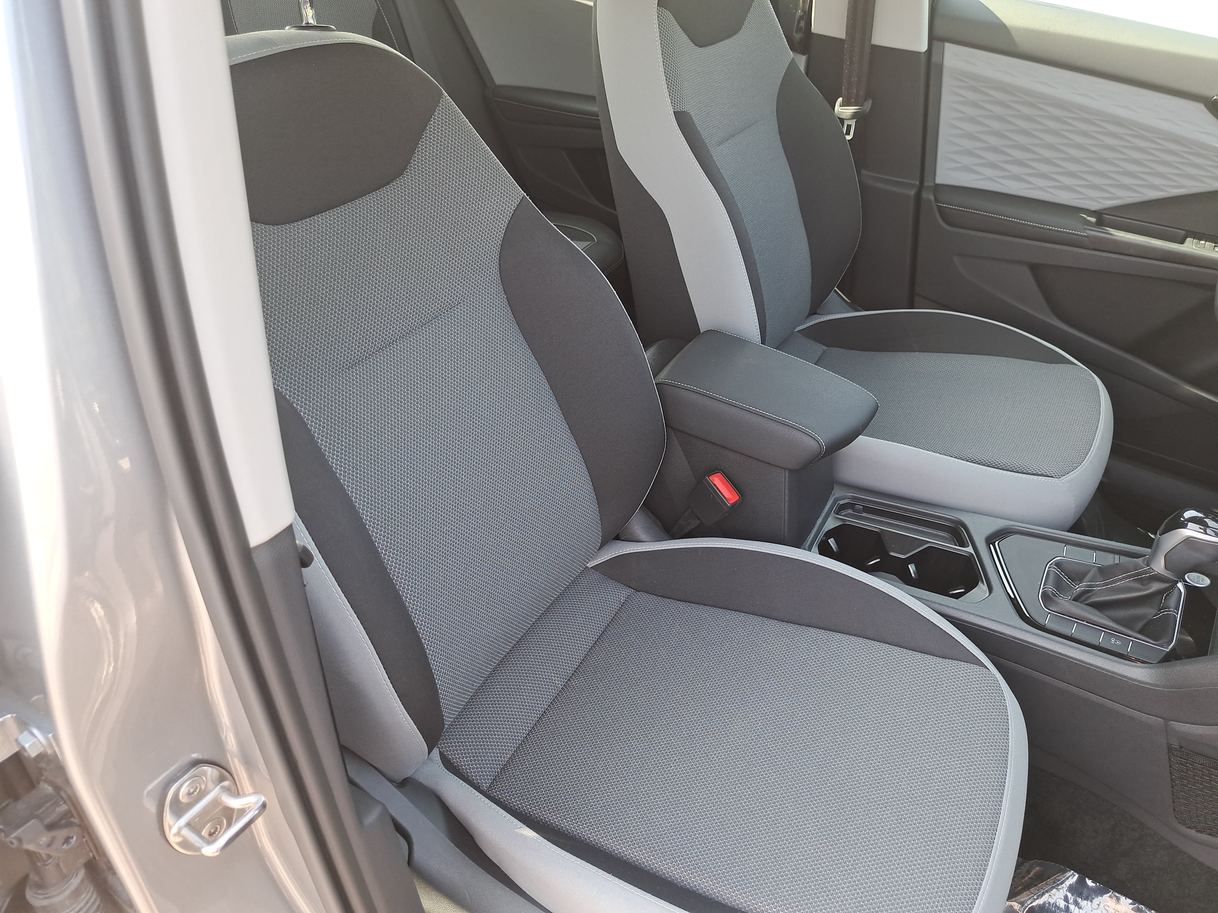 Certified 2024 Volkswagen Taos S FWD image 10