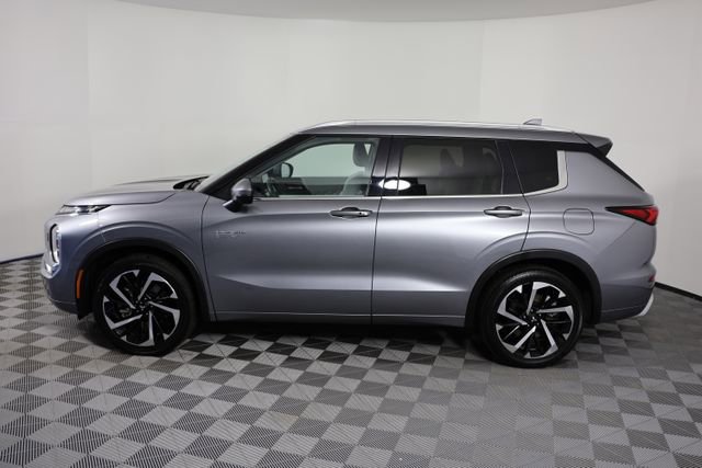 Used 2024 Mitsubishi Outlander SEL image 5