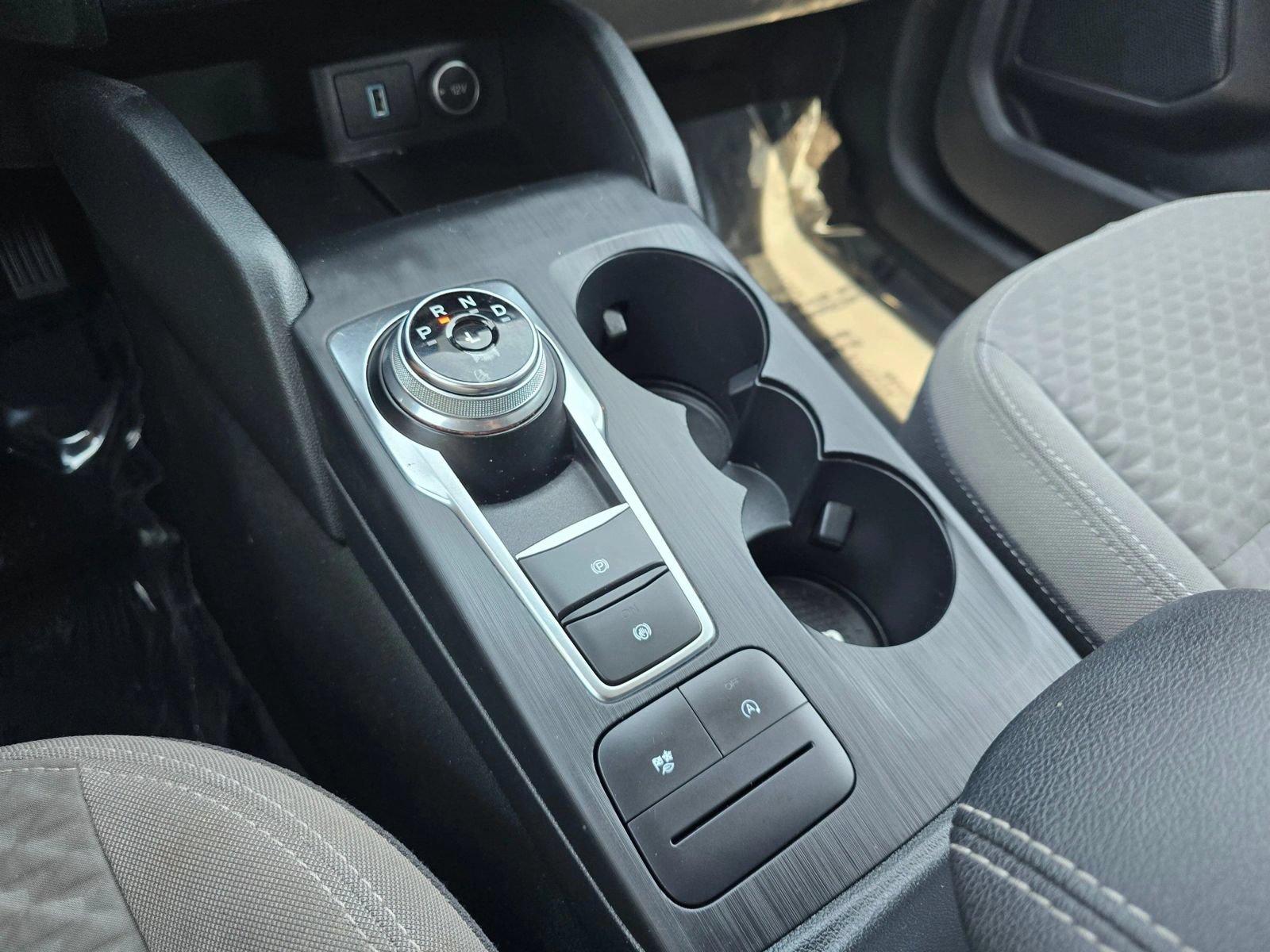 Used 2020 Ford Escape SE FWD image 34