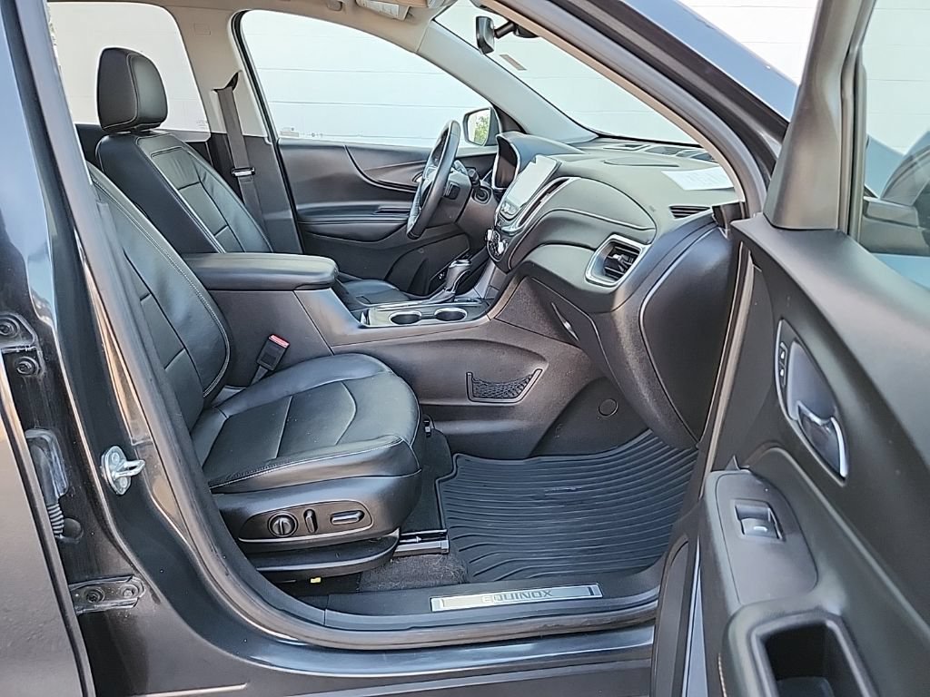 Used 2018 Chevrolet Equinox Premier AWD/4WD image 39