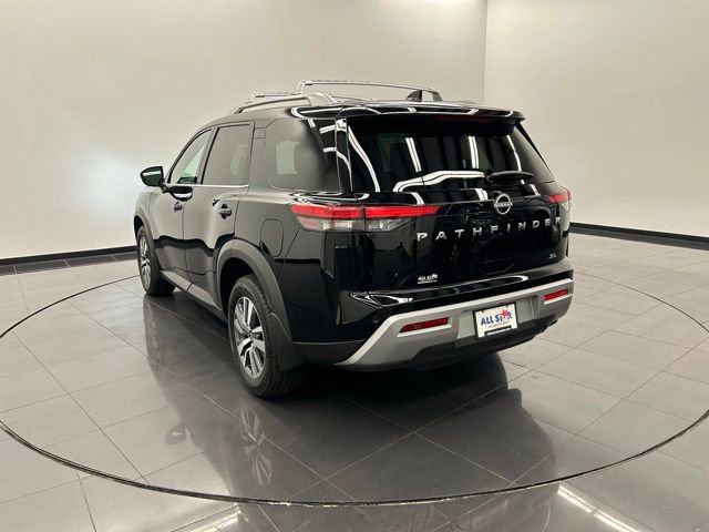 Certified 2024 Nissan Pathfinder SL image 12