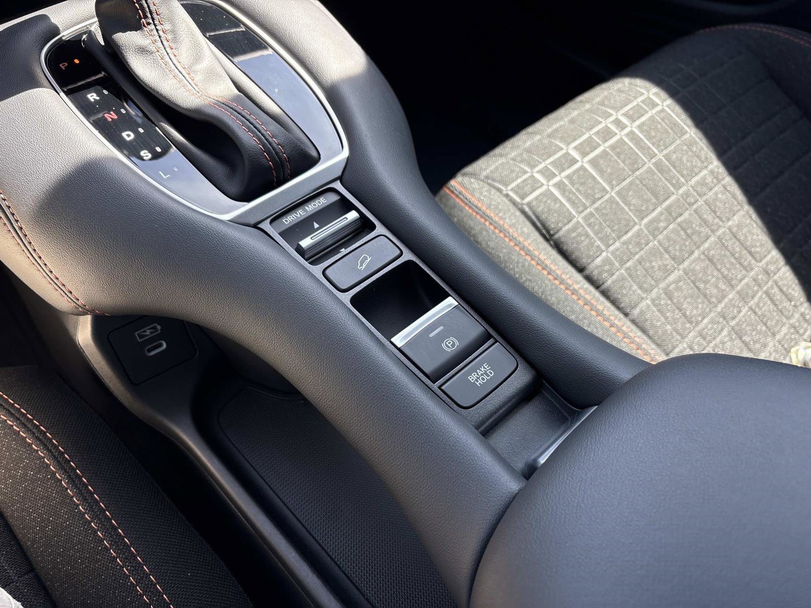 Used 2024 Honda HR-V Sport image 25