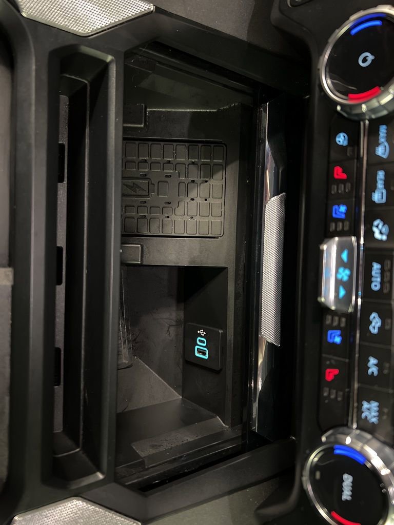 Used 2023 Ford F350 Lariat w/ Lariat Ultimate Package image 13