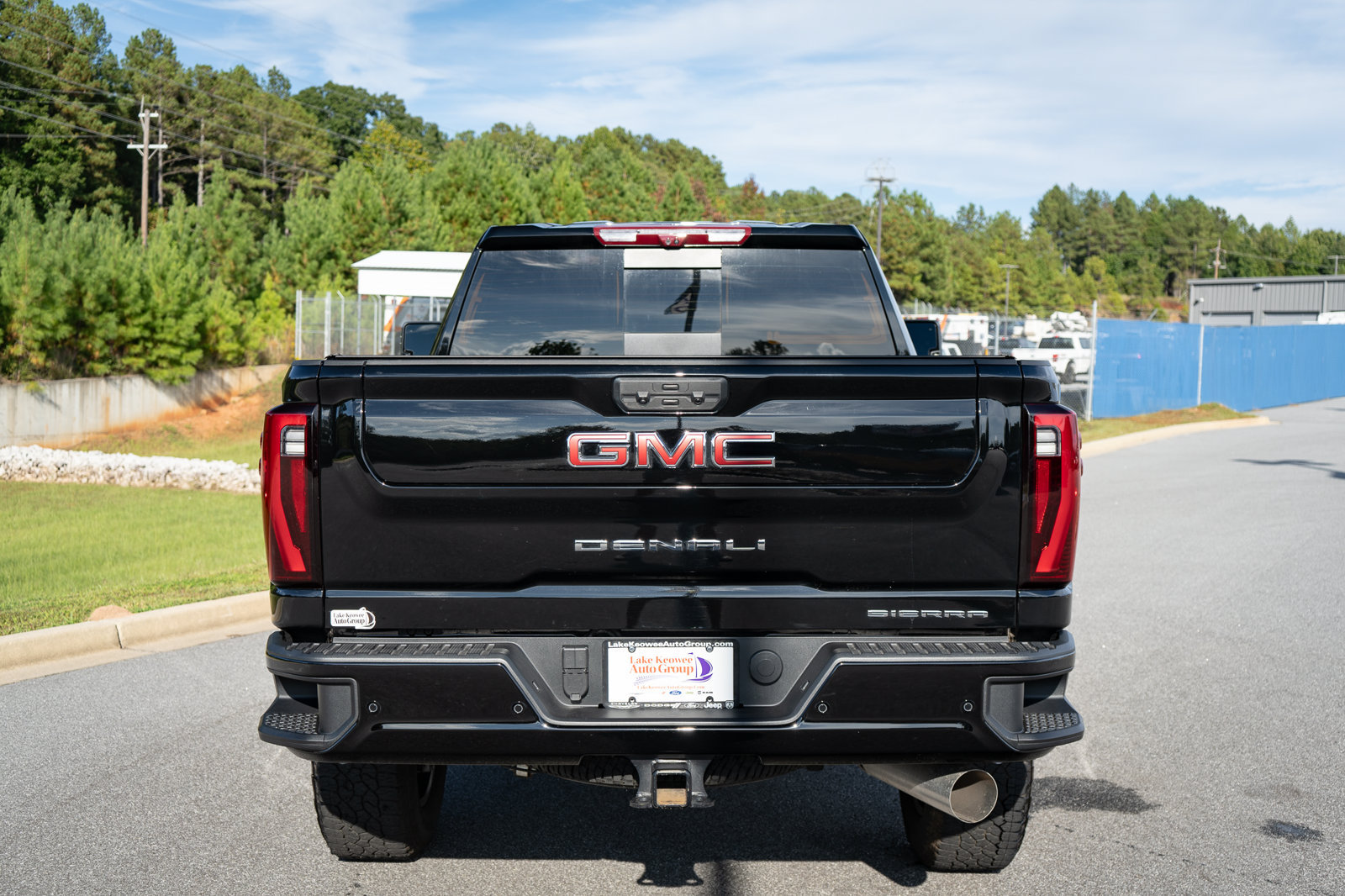 Used 2026 GMC Sierra 3500 Denali w/ Denali Reserve Package AWD/4WD image 17