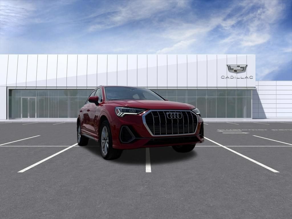 Used 2025 Audi Q3 2.0T Premium AWD/4WD image 8